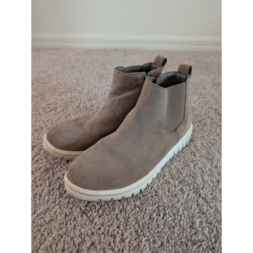 Blondo Flora Waterproof Suede Chelsea Ankle Boots Size 8.5 Beige Sneakers Zip Up